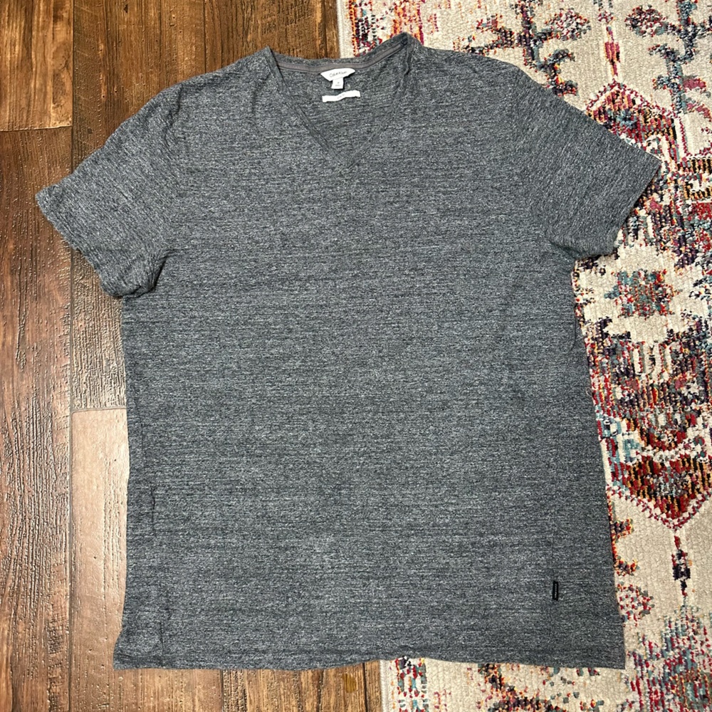 Men’s V-Neck